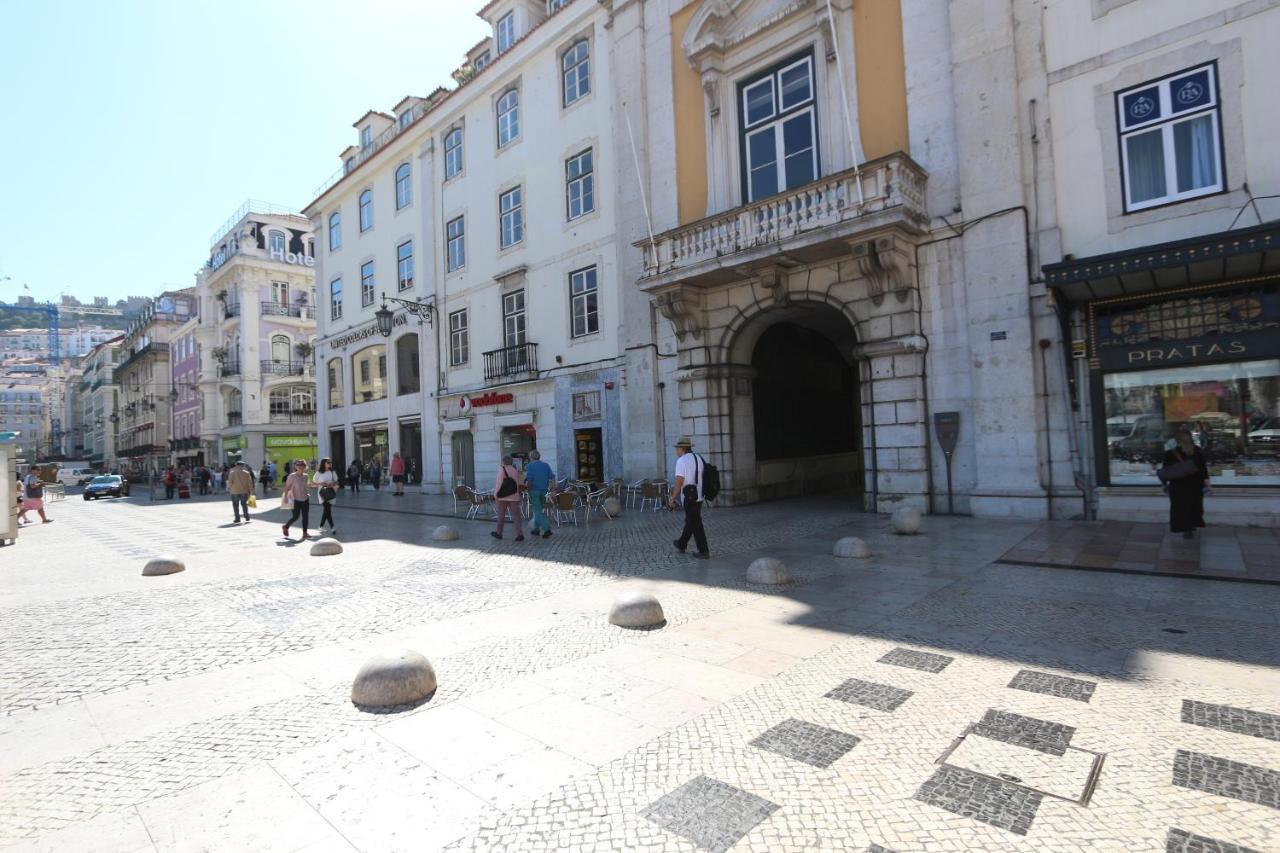 The Downtown Terrace - Fabulous Views, Romantic Penthouse, 6th-floor No Lift Lisbon