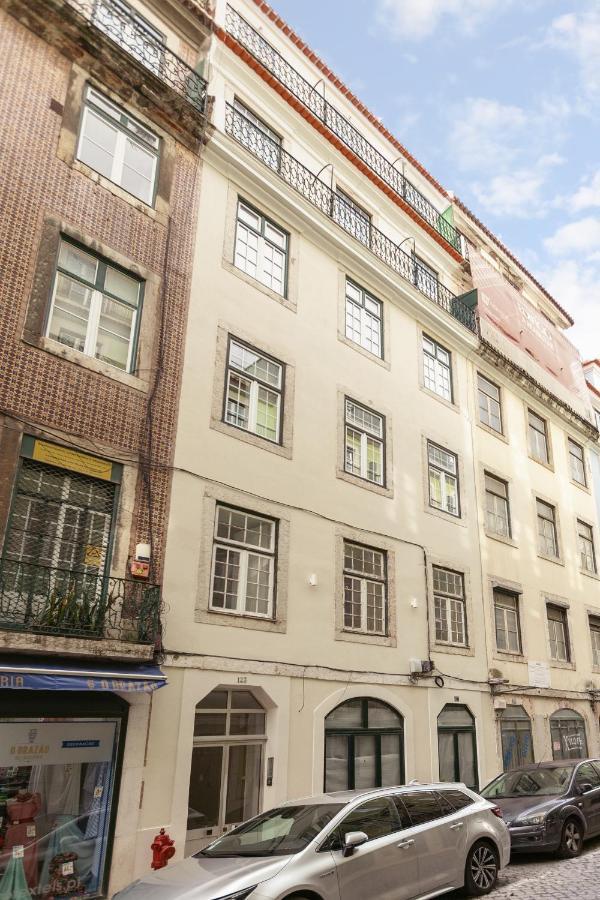 The Downtown Terrace - Fabulous Views, Romantic Penthouse, 6th-floor No Lift Apartment